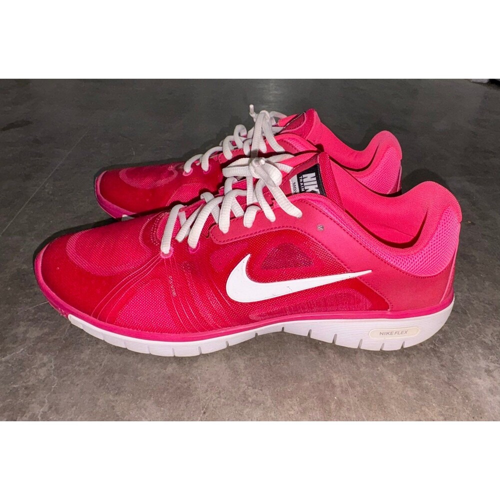 Nike | Women's | Sneaker | Move Fit | Fucsia/Pink | Shoe | Size 11 - Picture 4 of 12